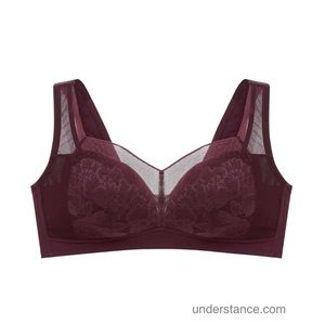 NWT Understance Eva Smooth Lace Wireless Soft Cup Tank Bra 34 DD/DDD Burgundy